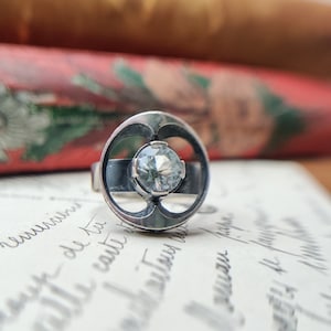 Sten and Laine vintage modernist adjustable ring in sterling silver and rock crystal, Karl Laine, Finland, Finnfeelings, 1975