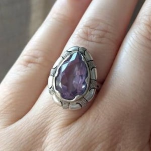Vintage silver ring with amethyst