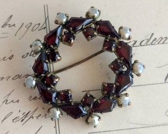 アンティークブローチ　ガーネット✖️パール fit=scale-down,w=1200