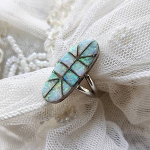 Vintage silver opal ring