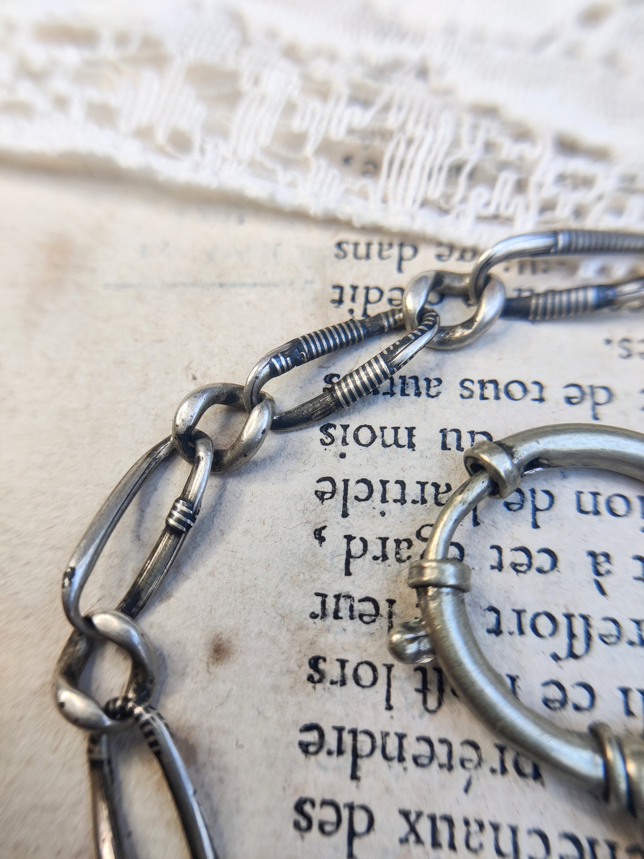 Bracelet Jonc Esclave Strié En Acier Poli Miroir - Élégant Et