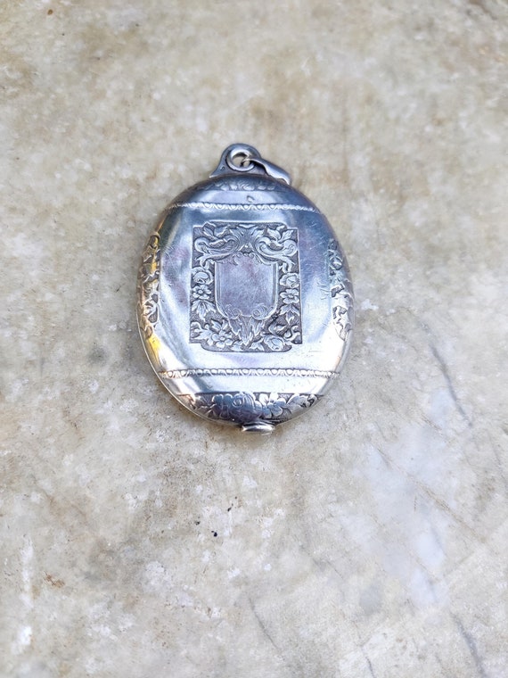最終価格【貴重】銀製パター 内外工芸造 SILVER刻印入り 長期保管品 19 世紀の銀製アンティーク フランス ミラー ペンダント、純銀製