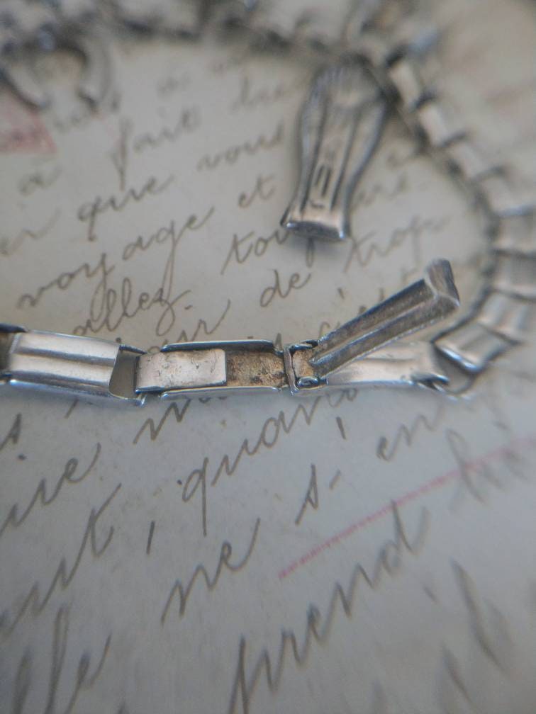 Bracelet Ancien Vintage Argenté Avec Breloques - Longueur 19-20cm, Style Bohème, Occasion