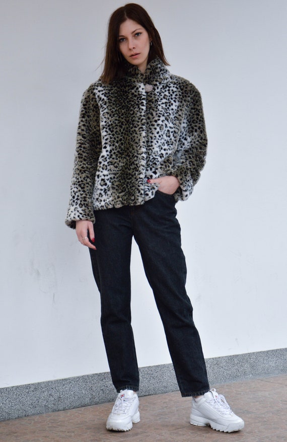 Short leopard vintage fake fur