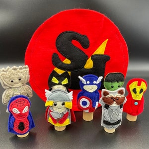 Superhero Finger Puppets image 2