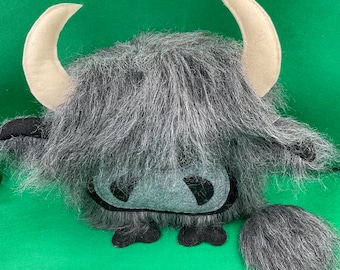 Yasmin the Yummy Yak Soft Toy - Etsy Yasmin the Yummy Yak Soft Toy - Etsy