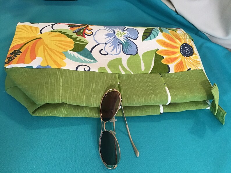 Zippered Tote Verde Garden Tote-Beach-Pool-Weekend-Overight-Travel-Shopping-Gift for her-Pockets-Zipper-Tote-Bag