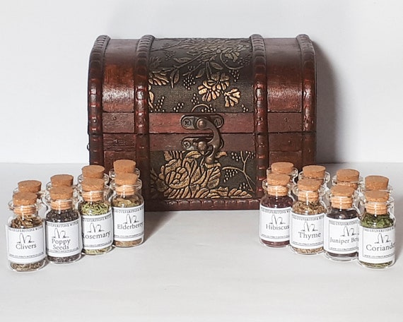  Herb Witchcraft kit Apothecary kit for Beginner Witches Wiccan  Altar kit Pagan Ritual Complete Baby with Herbs kit (Box Set) : Health &  Household