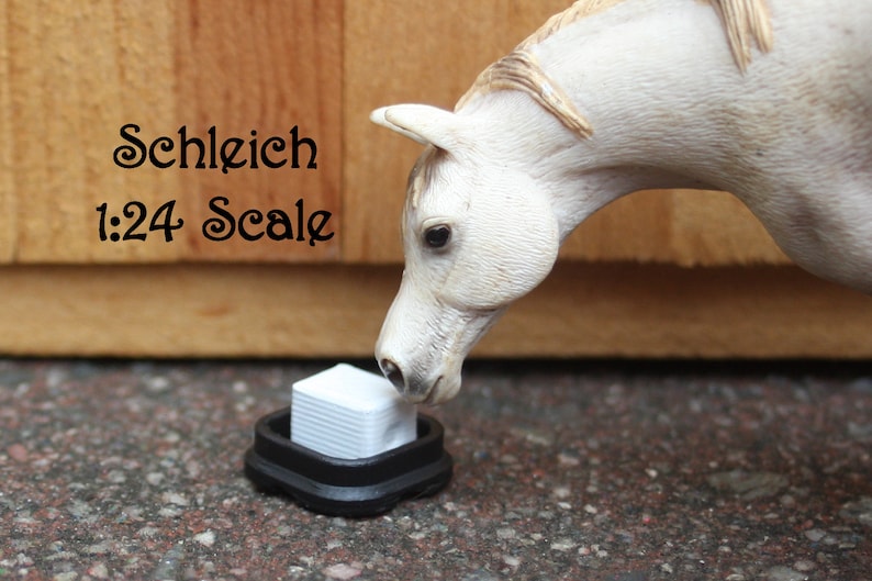 Saltliknande och saltpanna för Breyer-modellhäst bild 7