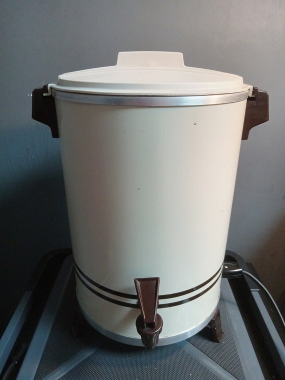 West Bend Coffee Maker 12 to 30 Cup 