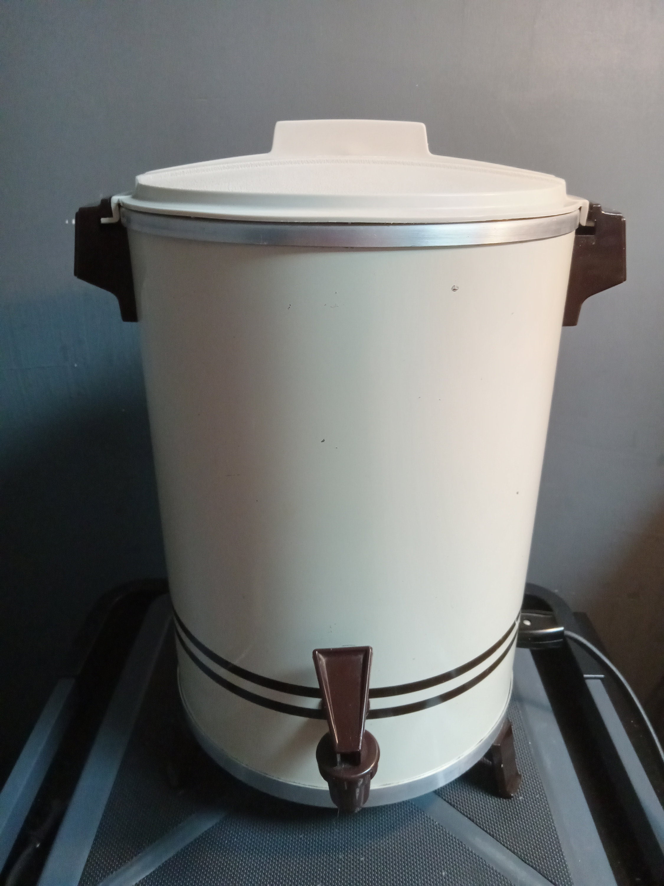 ZhdnBhnos 30-Cup Commercial Coffee Urn Percolator Tea Maker