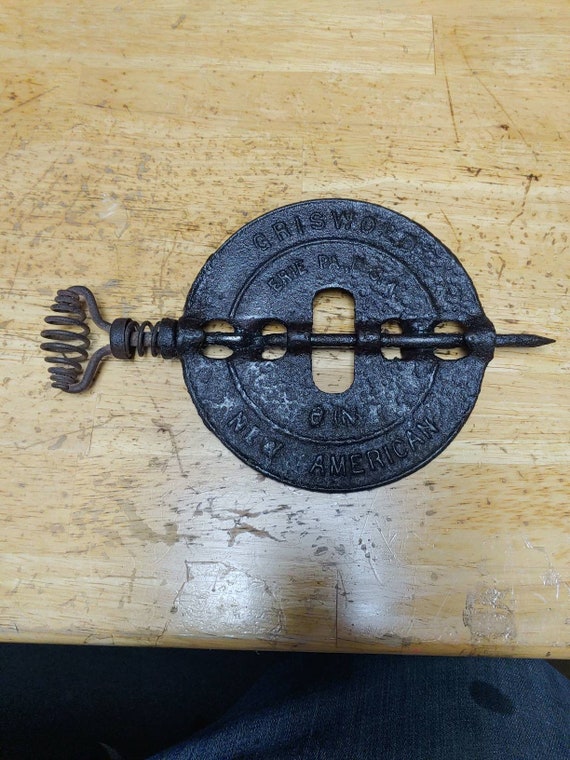 Griswold 6 inch new America reversible cast iron stove dampener Circa. 1800s
