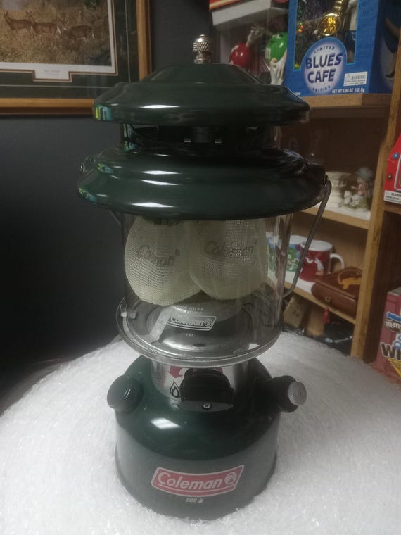 Coleman 288A700T double mantle lantern Circa. 1998