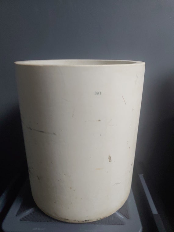 Five gallon Gainey planter