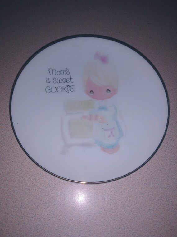 Mom's a sweet cookie by Samuel J. Butcher Precious Moments Plate Enesco Circa. 1985