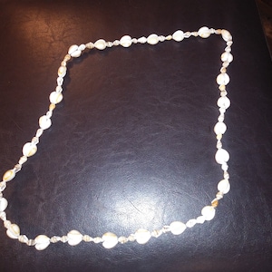 Conk shell necklace Circa. 1960s