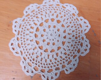 5 inch crochet doily 1950s