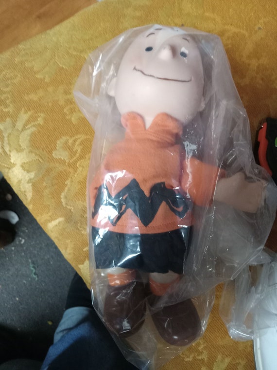 Charlie Brown 10 inch Circa. 1950 movible joints