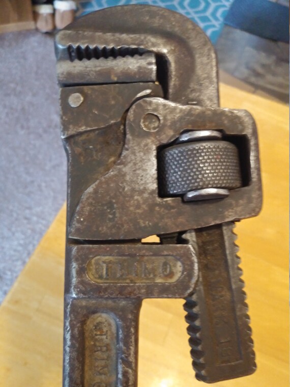 Trimo Mark 18 Inch Pipe Wrench Made in Roxbury Massachusetts Circa