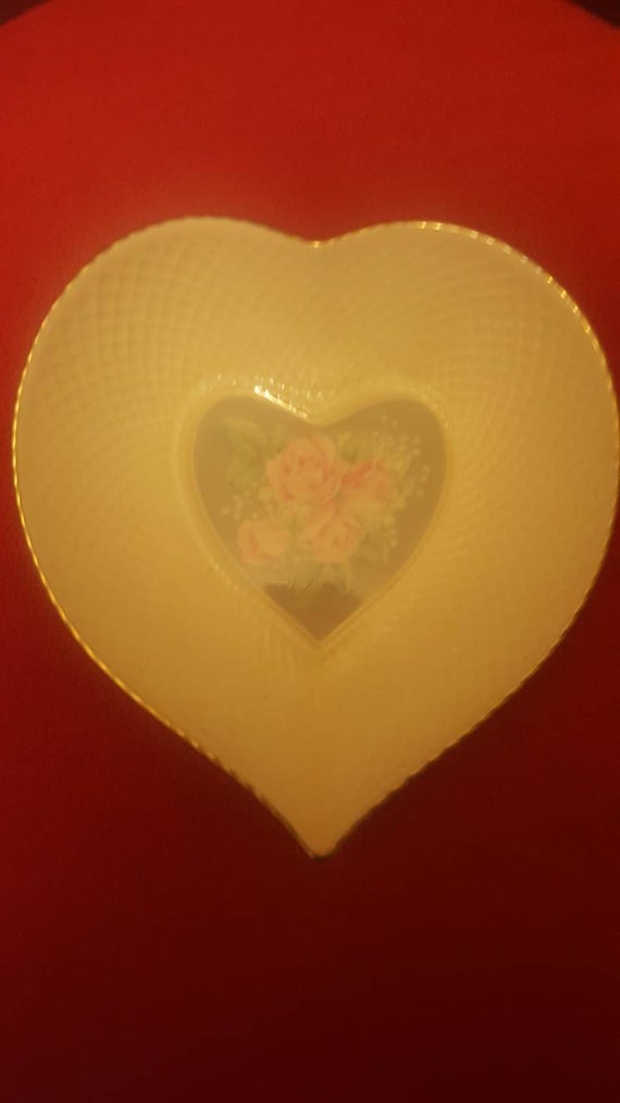 Ivory Bone China Mikasa heart shaped candy dish with center floral pattern 1980 By Narumi