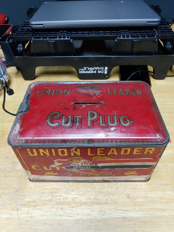 Union leader Cut Plug tobacco tin bank Circa. 1920