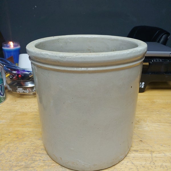 Stoneware Salt Glazed Crock Circa. 1910s