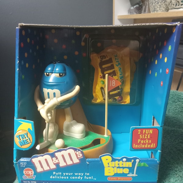 M&M putting blue in original box Circa. 2000