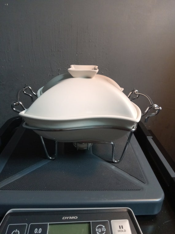 Godinger 1 QT Porcelain baker with warmer stand