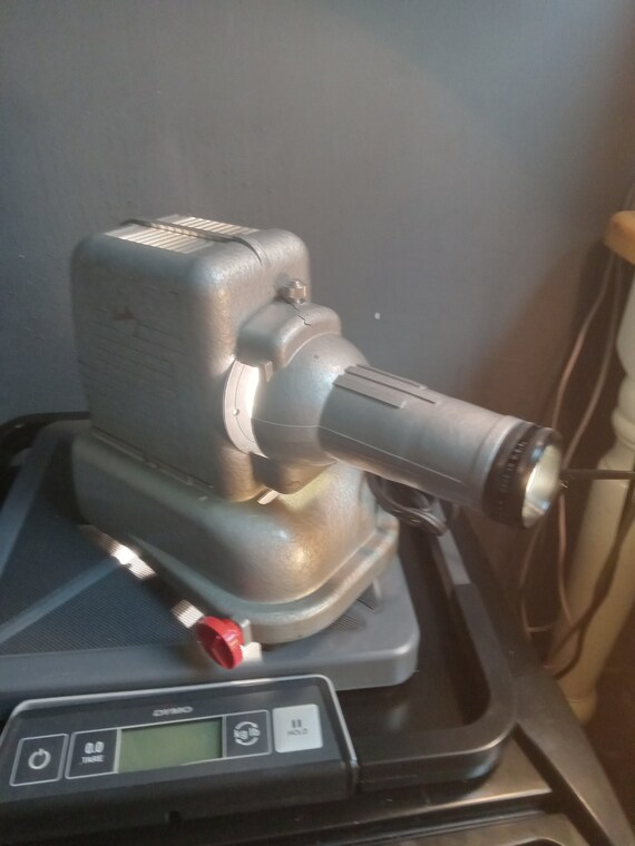Viewlex 35 MM slide projector & slide carrier
