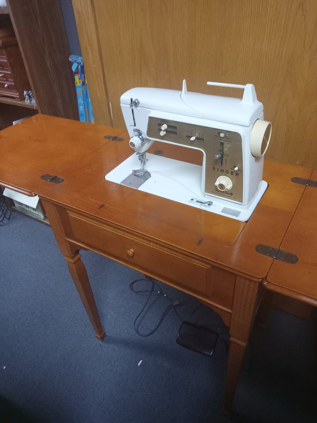 Singer ZIGZAG Sewing Machine Touch & Sew Accessories Model 635 Etsy