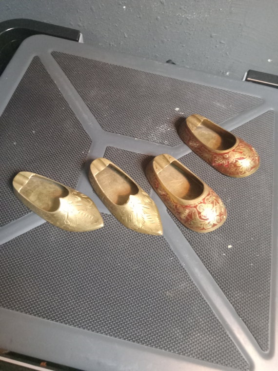 Brass Incised Enamel Shoes Made In India 4 PC SET of Ashtrys Incense Burner