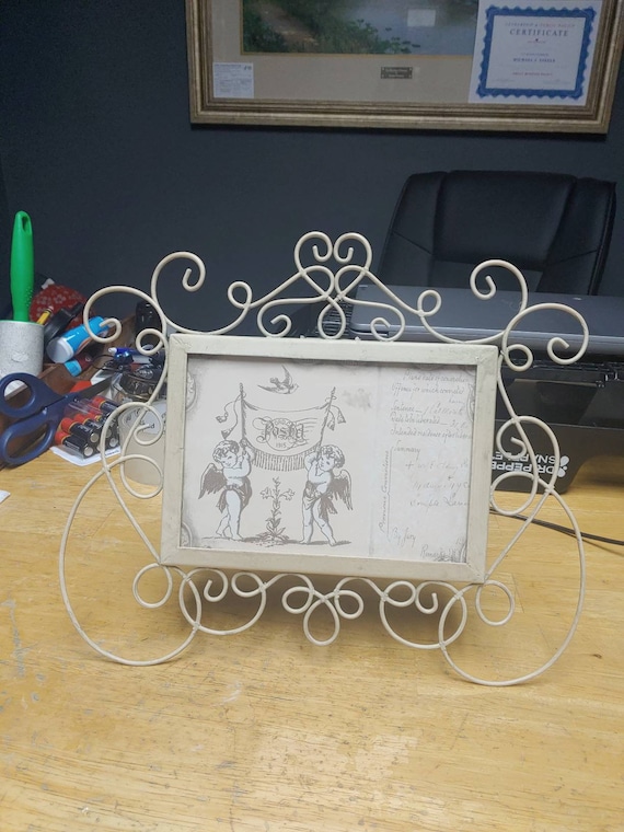Metal Picture frame Circa. 1990s