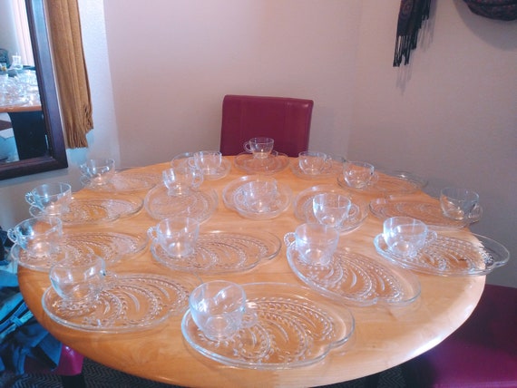 Vintage Federal Glass Company 34 Piece Homestead Snack Set Wheat Pattern 1960