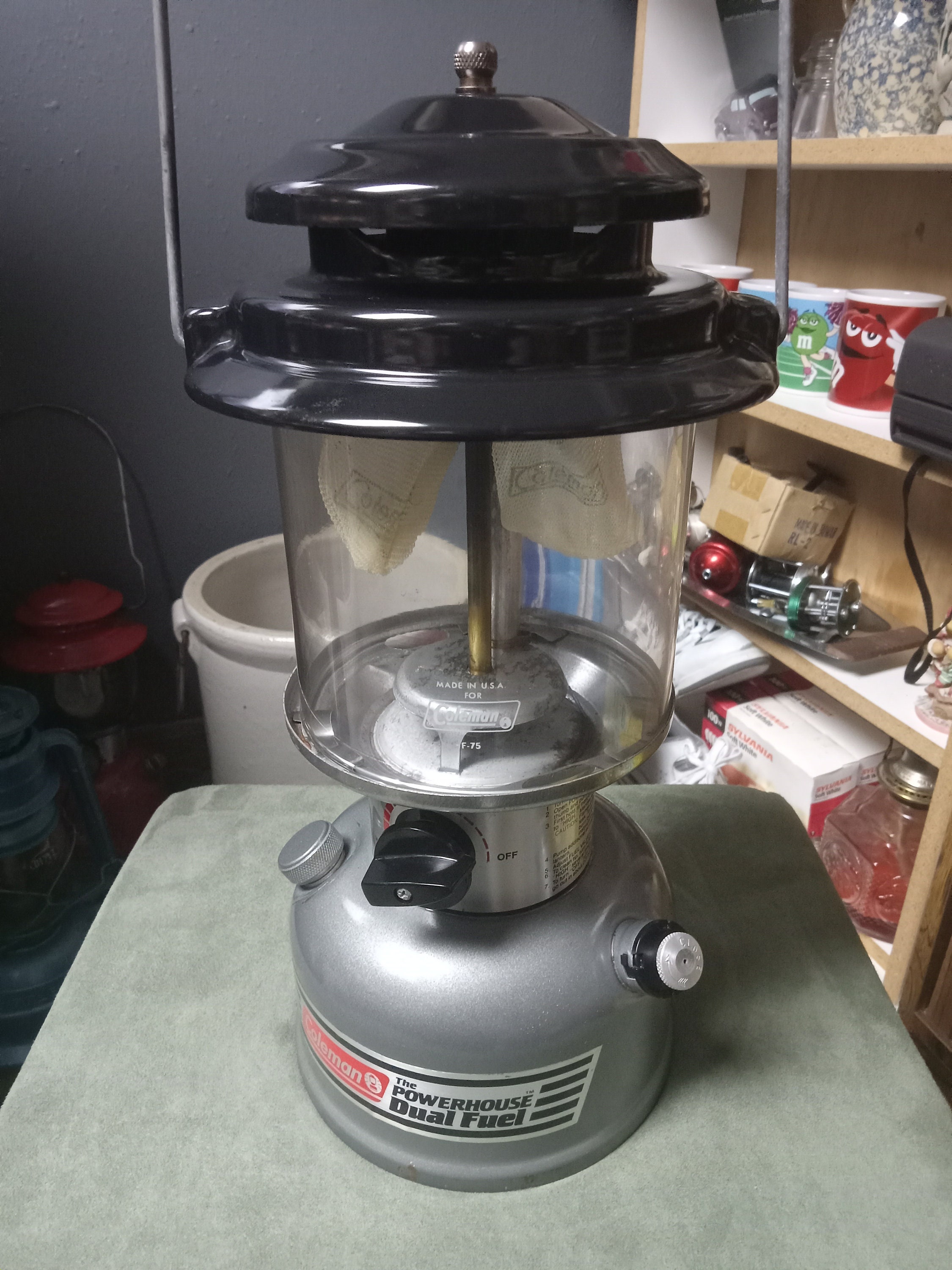 Coleman Exponent コールマンDual Fuel Lantern 【公式通販】