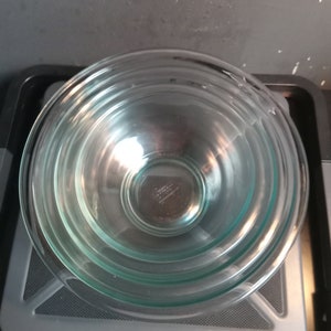 Set Of 3 Blue Tinted Clear Nesting Pyrex Glass Mixing Bowls