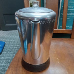 West Bend flavormatic percolator coffee warmer Circa. 1957