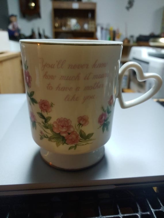 Lefton hand painted mother's day cup Circa. 1960s