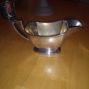 P.S.C.O. NS Sheffield 9109 creamer Circa. 1940s