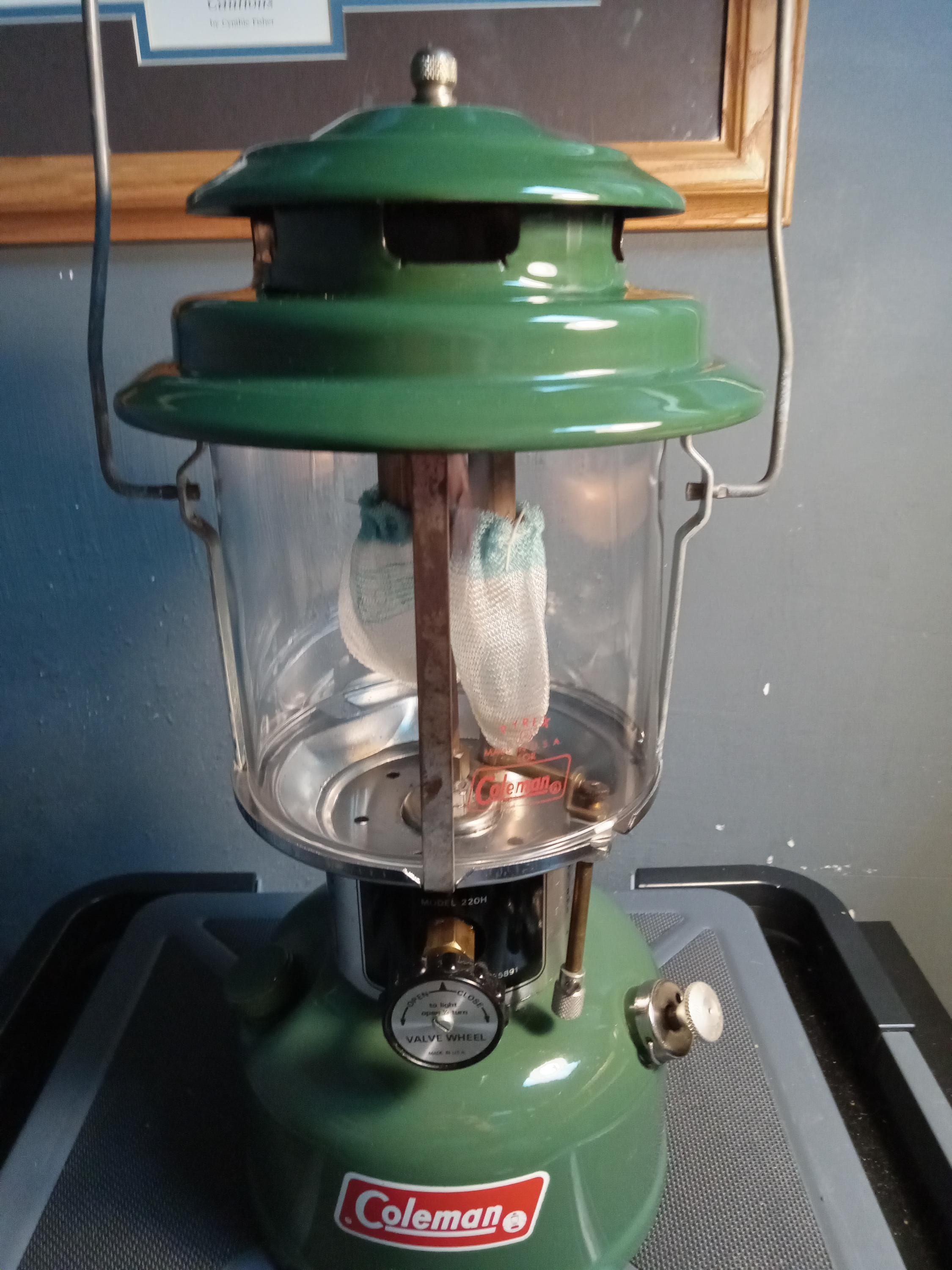1973年9月 コールマン 220H ランタン クラムシェル 1973年9月 コールマン 220H ランタン クラムシェル