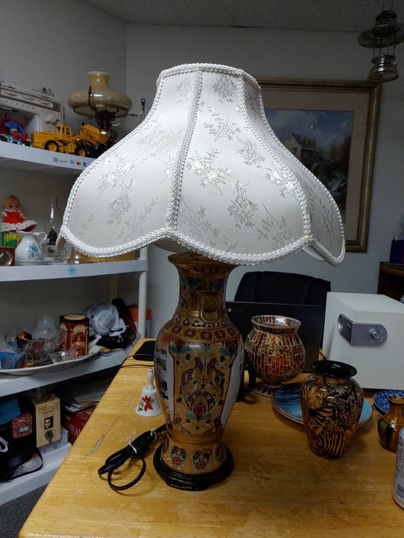 Hand Painted Asian Lamp with a tremendous amount of detail Circa. 1960s