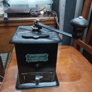 Universal 110 Coffee Mill Circa. 1905