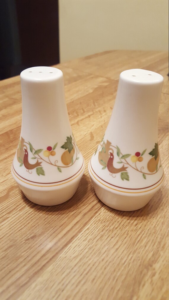 Noritake salt and pepper shakers
