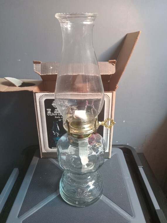 Twi-light oil lamp