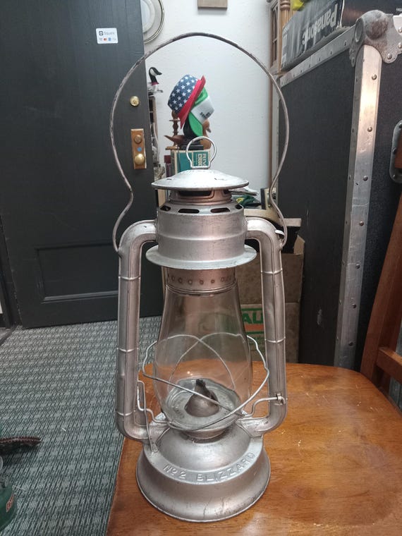 Dietz Blizzard #2 railroad lantern Circa. 1898