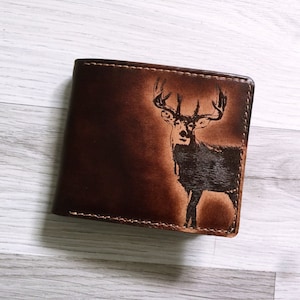 Portefeuille en cuir de qualité supérieure Fairy Deer, cadeau de portefeuille de chasse en cuir véritable de cerf wapiti pour lui, animaux vikings, cadeau personnalisé de portefeuille de Noël pour hommes