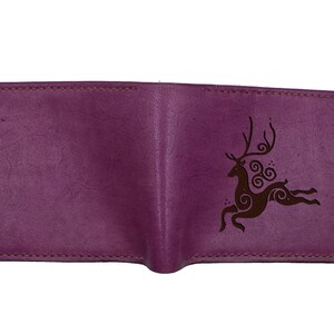 Cartera de cuero genuino con diseño de ciervo de hadas, reno de Papá Noel, idea de regalo única de caza hecha a mano, regalo personalizado, billetera nueva de cuento de hadas de Navidad