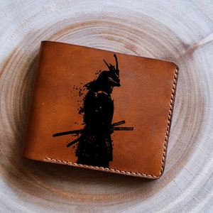 Cartera de cuero premium samurái/cartera legendaria japonesa hecha a mano como regalo para él/cartera triple de cuero genuino/nueva idea de regalo de billetera para Navidad