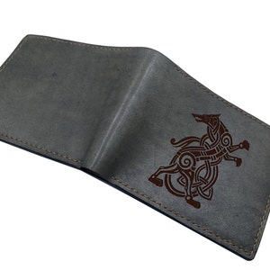 Cartera de cuero genuino de lobo, cartera de cuero de tres pliegues de primera calidad, regalo de billetera de animal hecha a mano, billetera de hombre personalizada, regalo de billetera nueva de Navidad