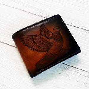 Cartera de piel de paloma para hombre, cartera personalizada hecha a mano con diseño de animal del cielo, boceto de pájaro, regalo unisex para el Día del Padre, cartera de pájaro triple.
