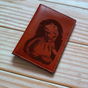 Cartera de cuero genuino con forma de rana de Puppet Show, cartera con forma de rana de dibujos animados para niños, cartera única hecha a mano con forma de rana, nueva idea de regalo de cartera para Navidad